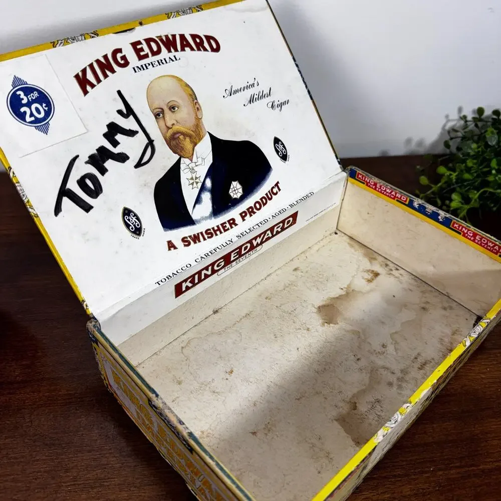 King Edward Imperial Mild Tobaccos Empty Collectible Cigar Box 1950s